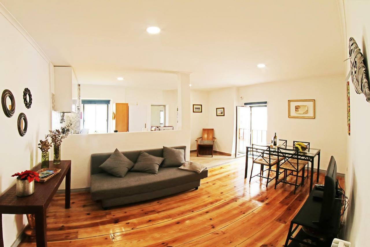 Sweethome At Alfama'S Heart Lisbona Esterno foto